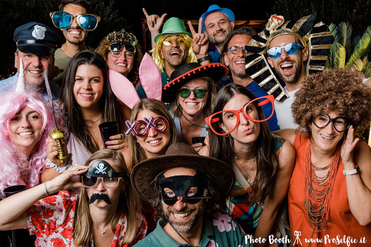 Cabina photo booth professionale al ricevimento di un matrimonio a Roma